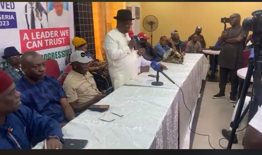 <em>Forgive me — Giadom Apologizes To Oshiomhole</em>