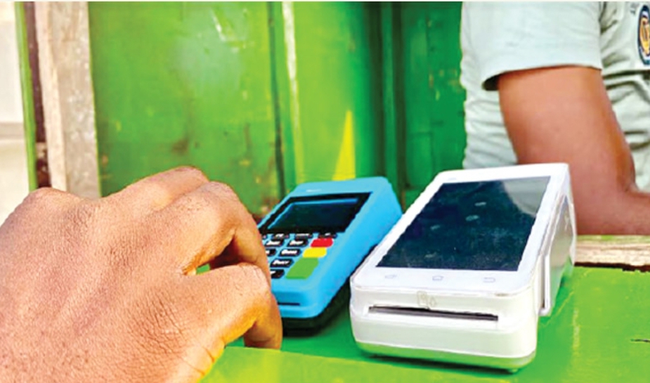 Armed Robbers Invade Ibadan Community, Operate With POS<br>.