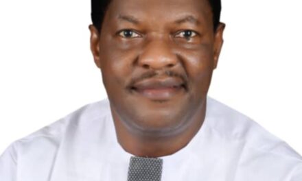 Veteran Deacon Idugboe Bids FereWell to People Democratic Party (PDP) AJ MEDIA Sponsored